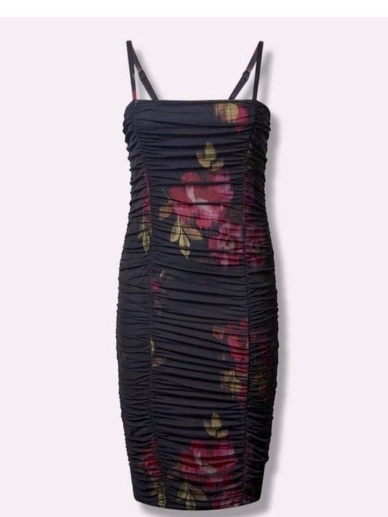 torrid Dresses & Skirts - Torrid floral and black bodycon